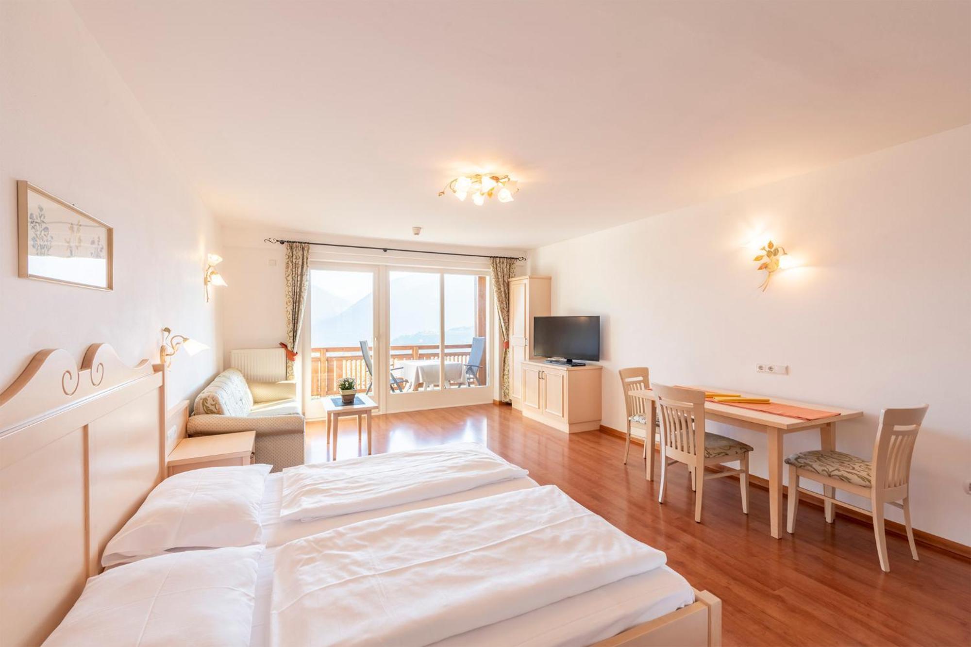 Appartement Tschivon Schenna Eksteriør bilde