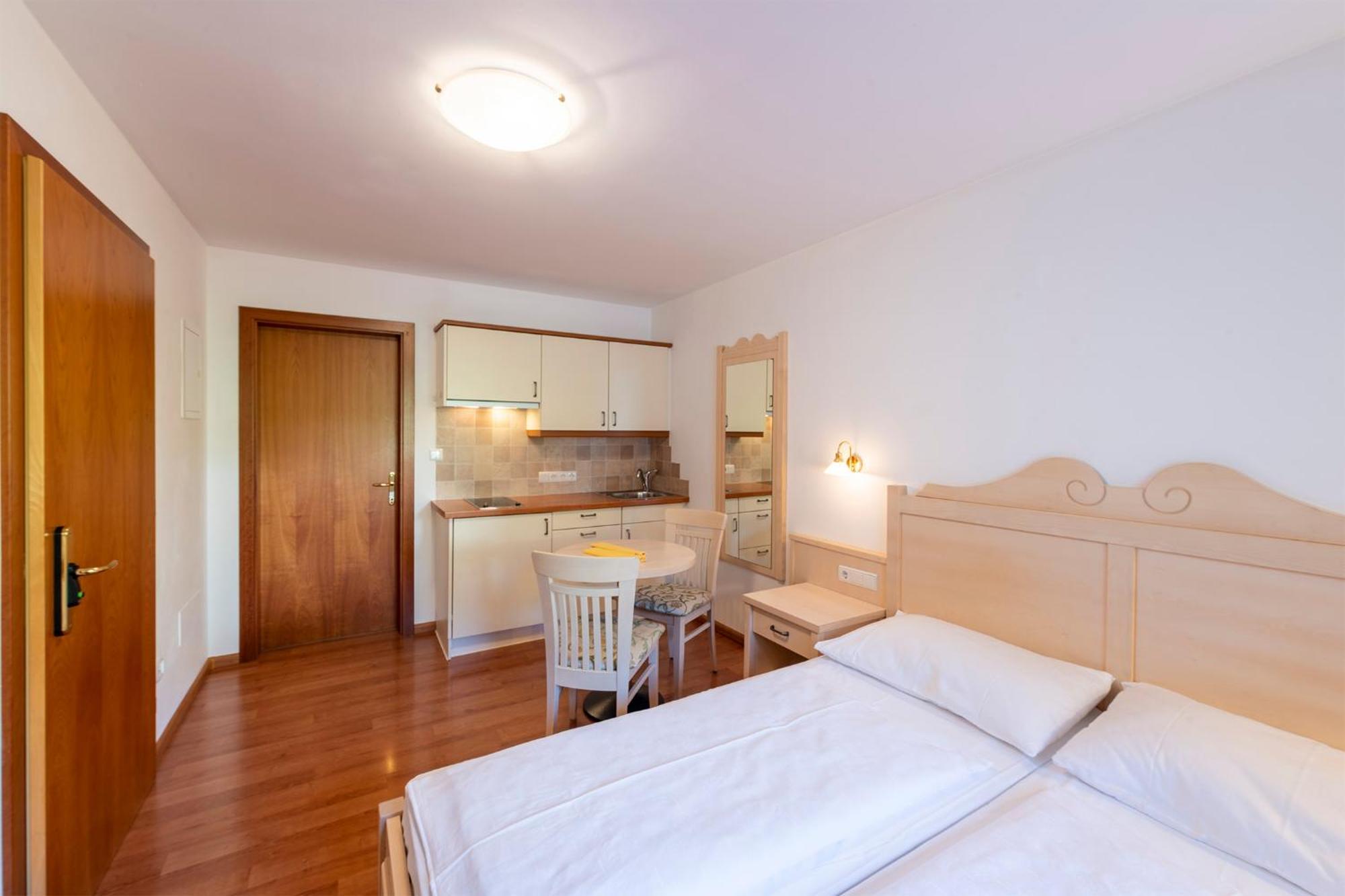 Appartement Tschivon Schenna Eksteriør bilde