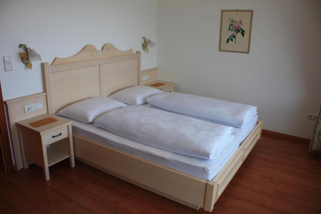 Appartement Tschivon Schenna Rom bilde