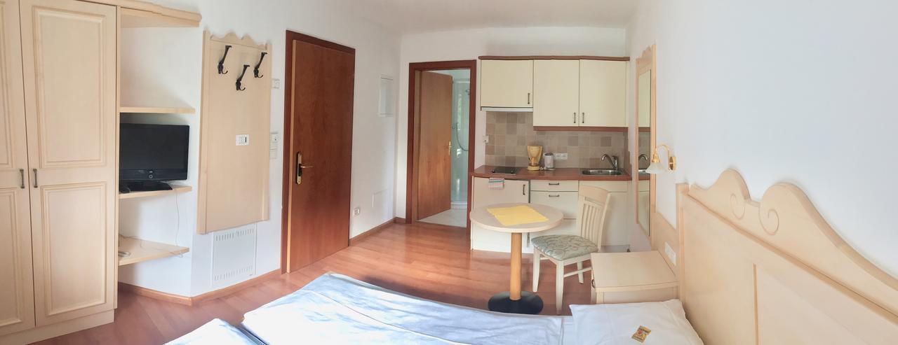 Appartement Tschivon Schenna Eksteriør bilde